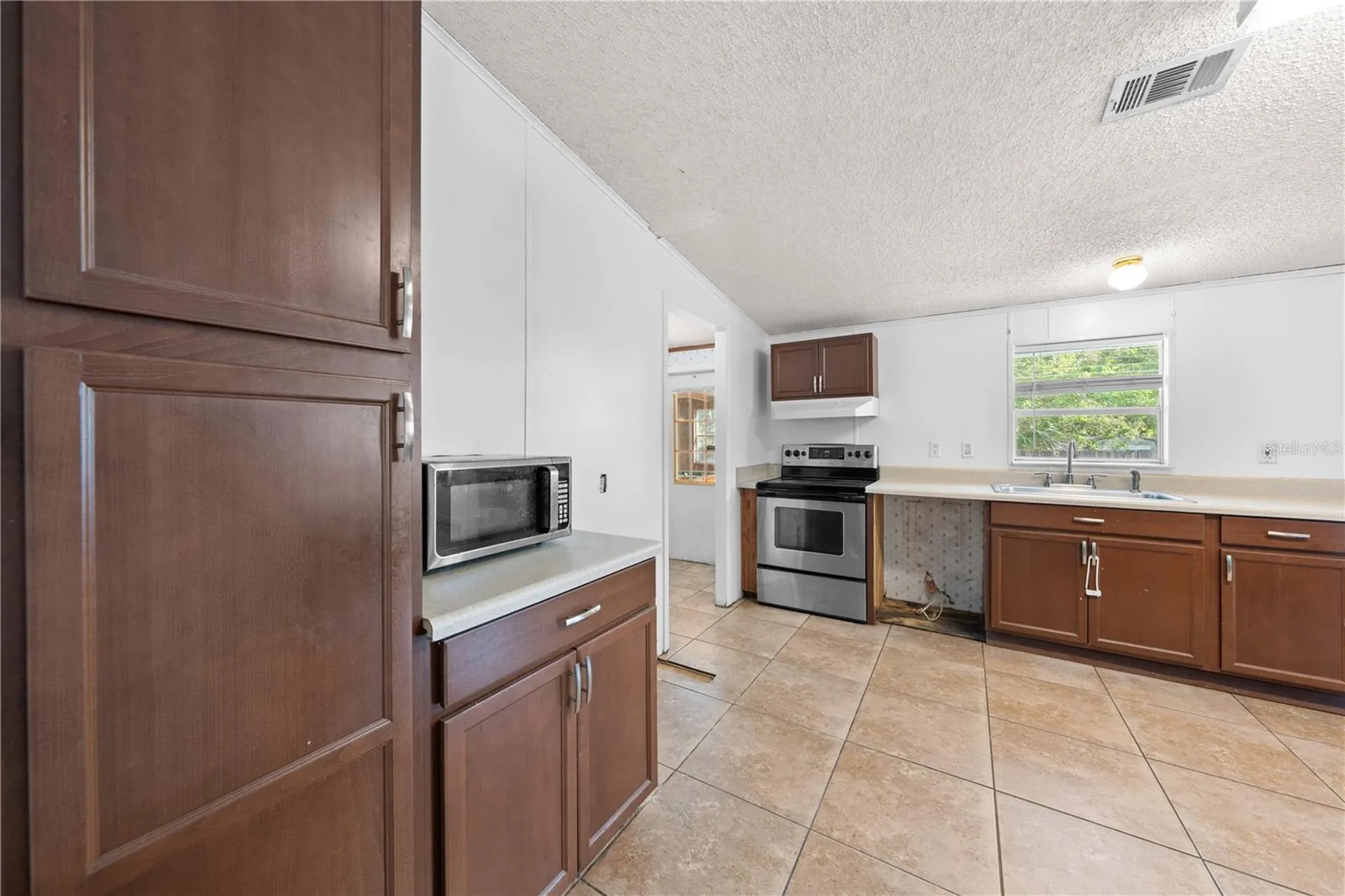 2639 Liberty Boulevard Kissimmee FL 34741