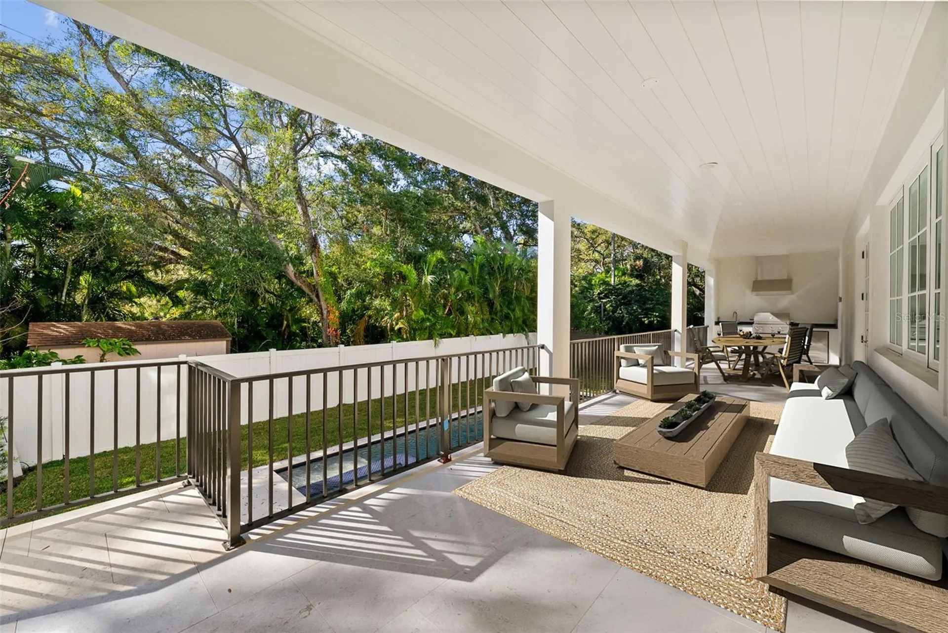 4614 Tennyson Tampa FL 33629