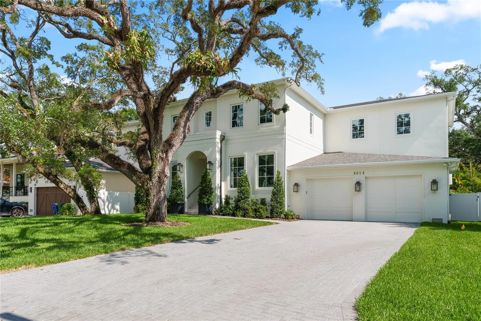 4614 Tennyson Tampa FL 33629