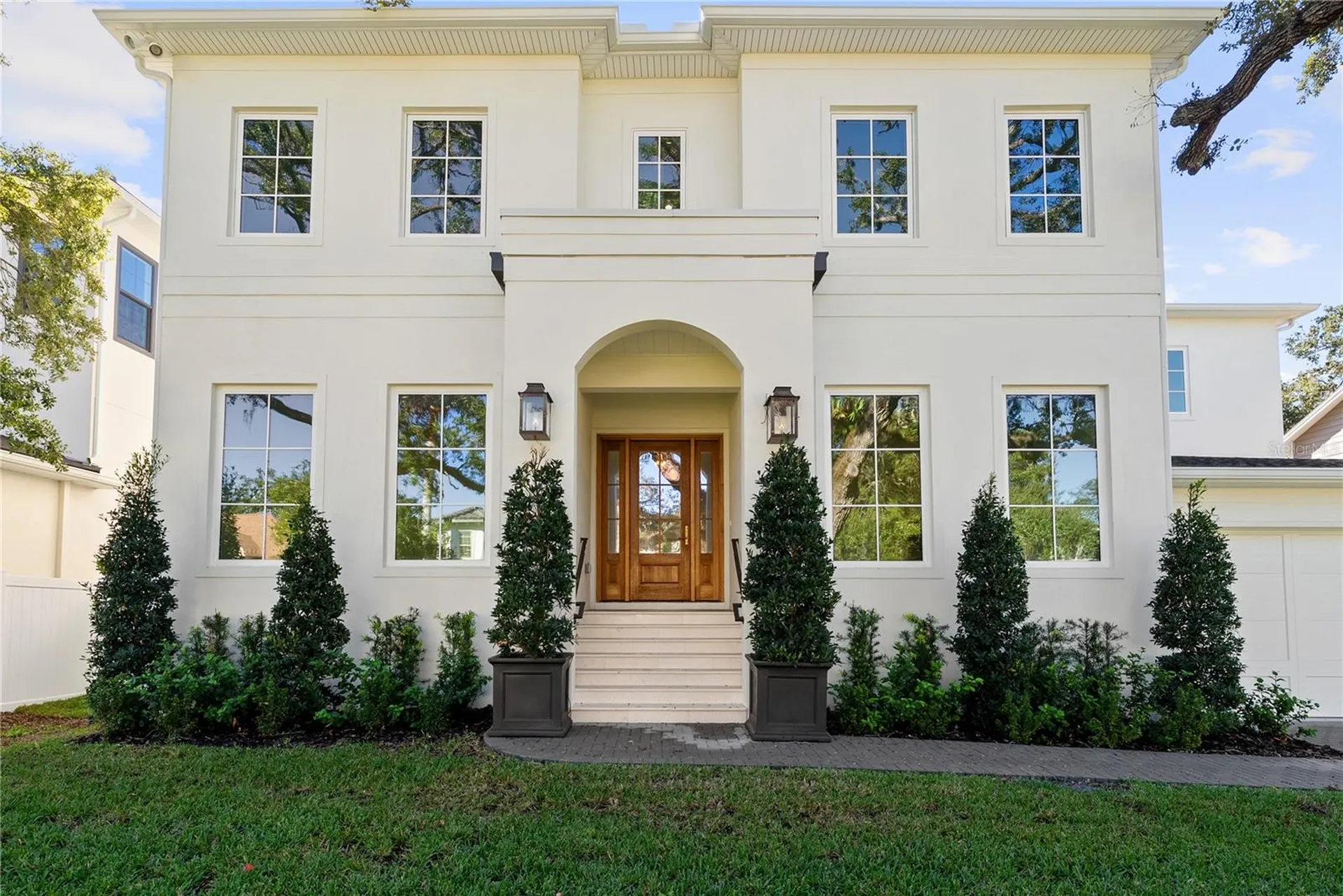 4614 Tennyson Tampa FL 33629