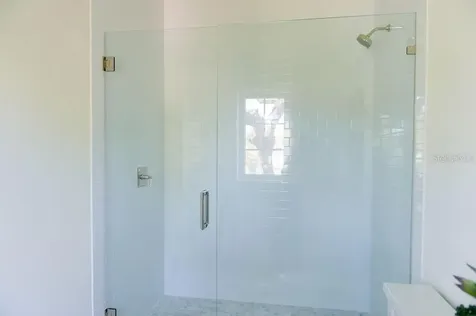 4614 Tennyson Tampa FL 33629