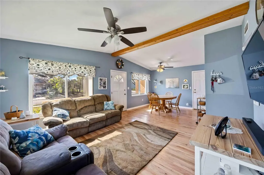 1915 3rd Avenue E Bradenton FL 34208