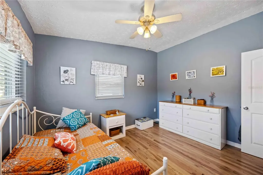 1915 3rd Avenue E Bradenton FL 34208