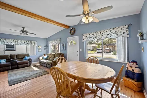 1915 3rd Avenue E Bradenton FL 34208