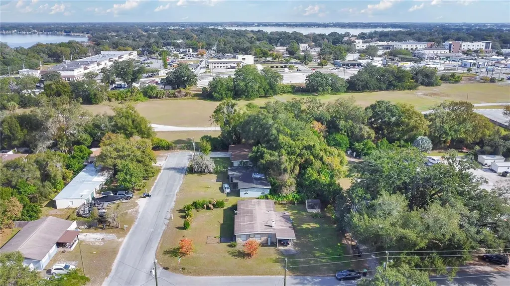 306 Nanette Drive Orlando FL 32839