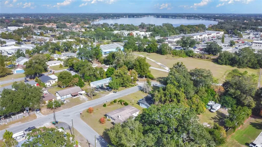 306 Nanette Drive Orlando FL 32839