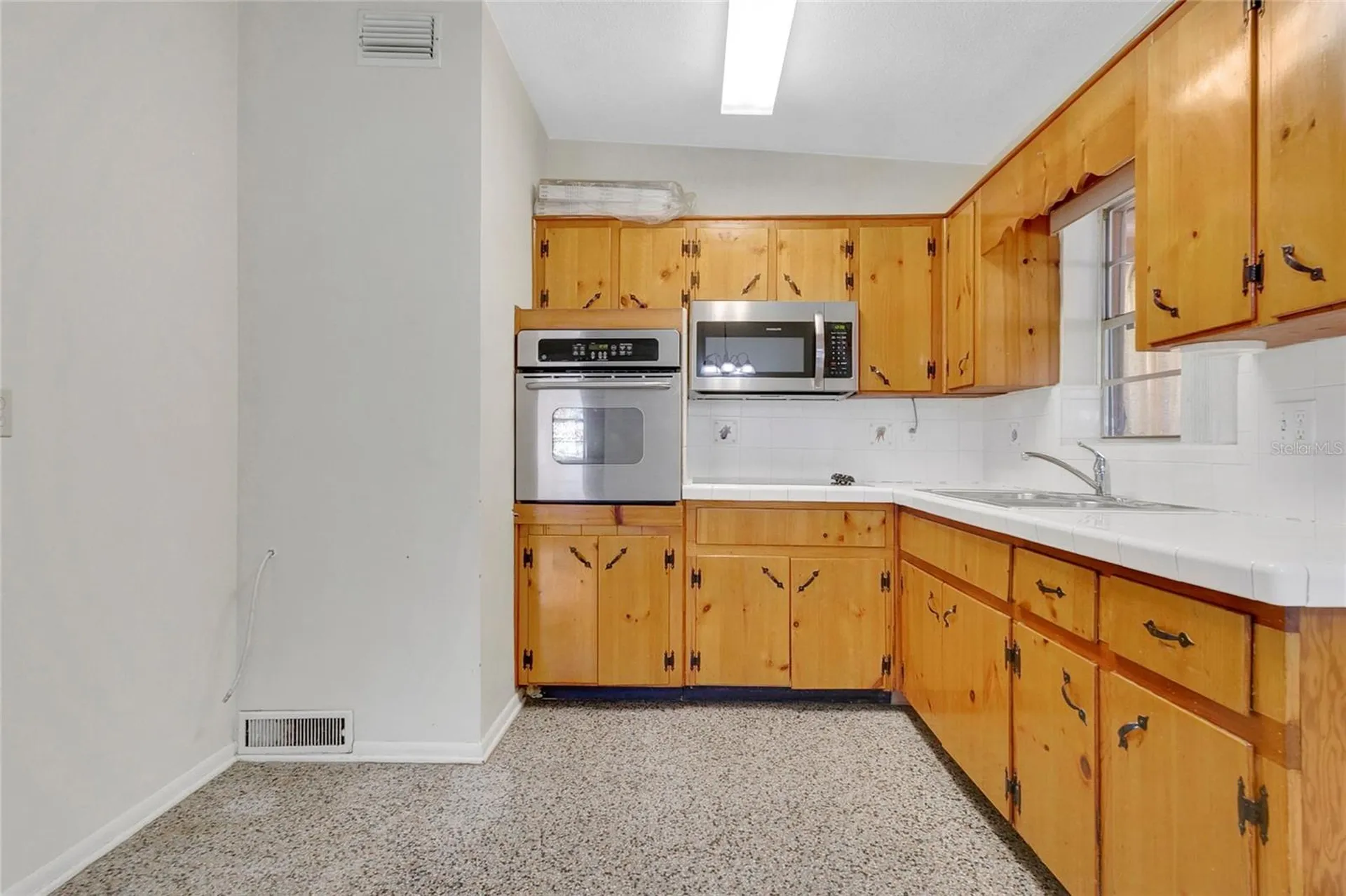 306 Nanette Drive Orlando FL 32839