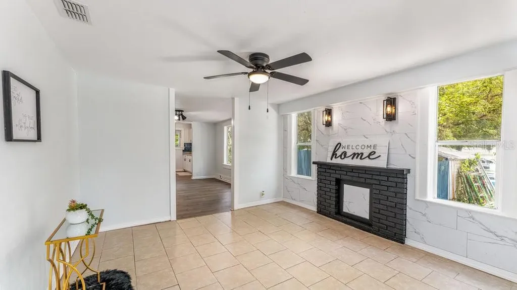 912 E Carolina Avenue Deland FL 32724