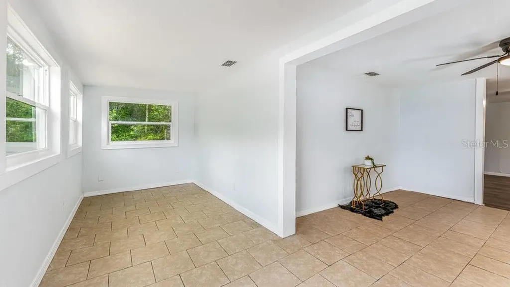 912 E Carolina Avenue Deland FL 32724