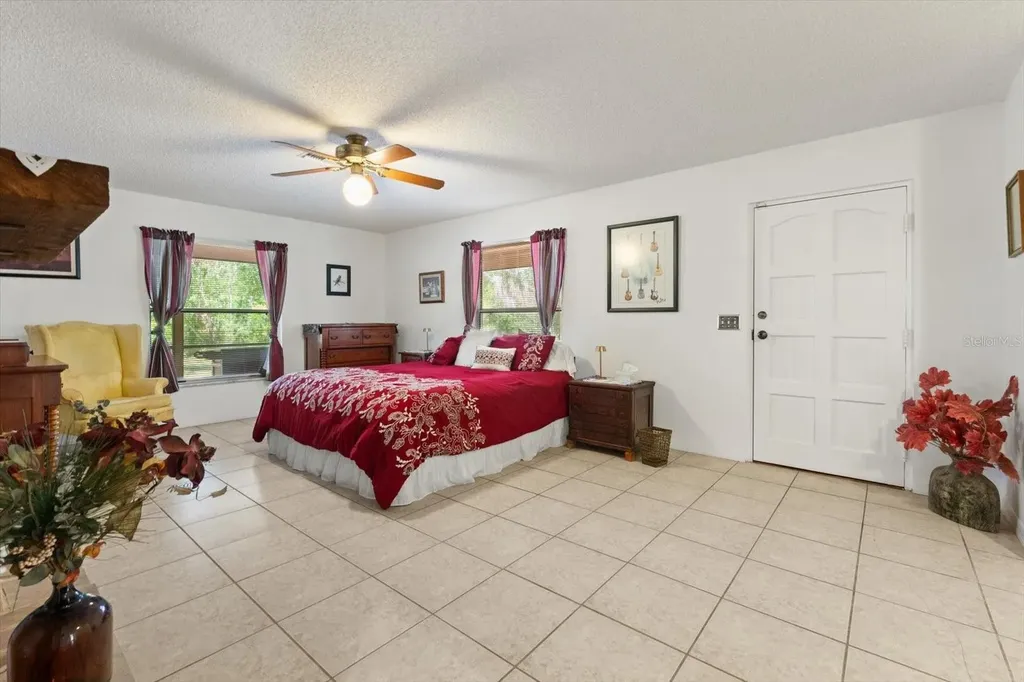 13719 Seminole Trail Wimauma FL 33598