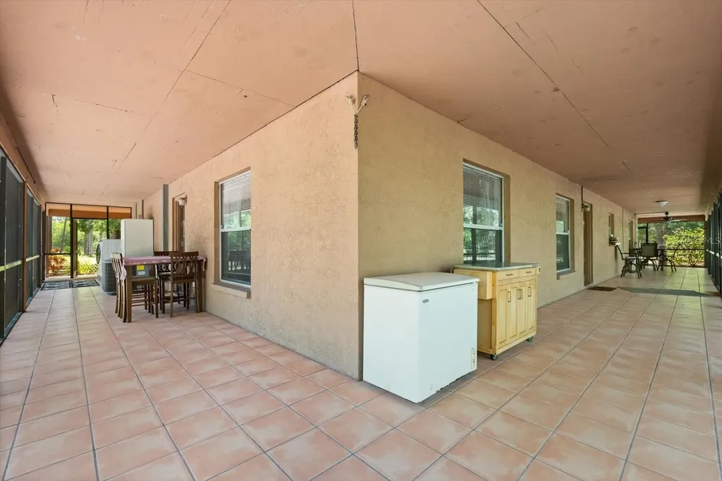 13719 Seminole Trail Wimauma FL 33598