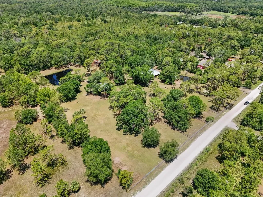 13719 Seminole Trail Wimauma FL 33598