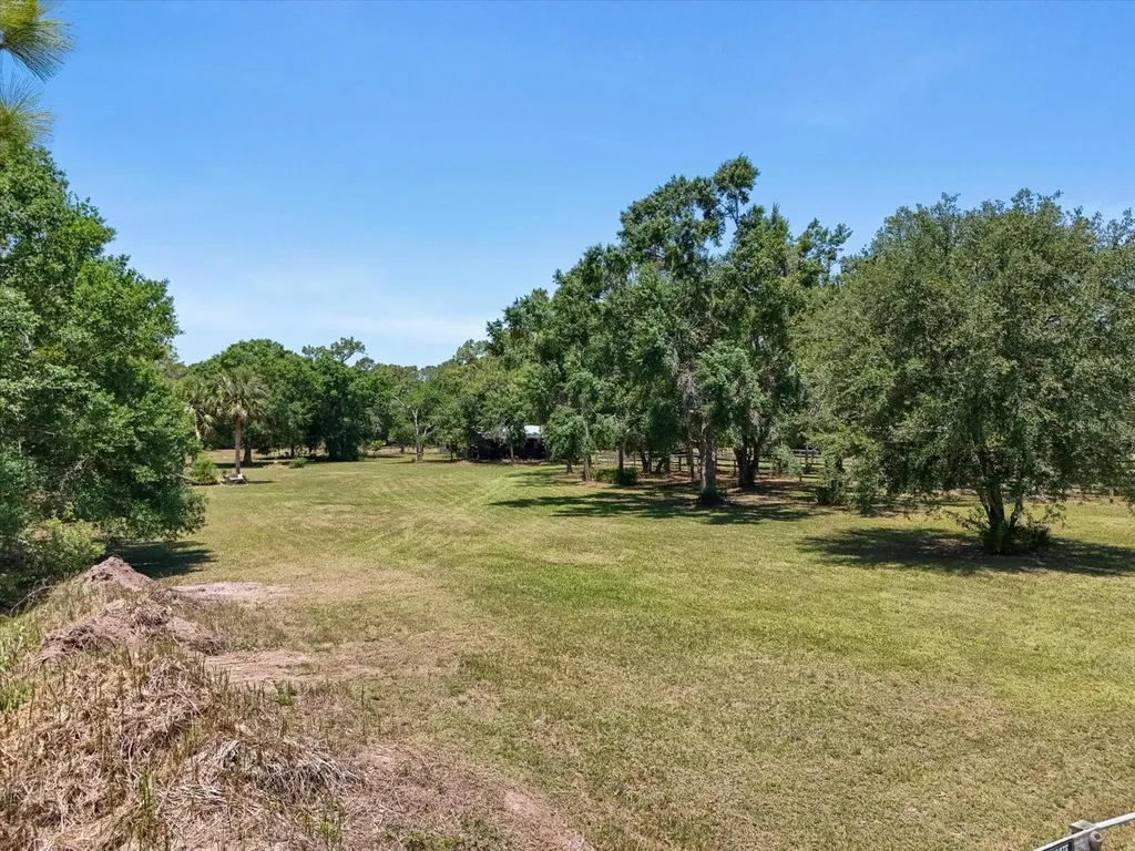 13719 Seminole Trail Wimauma FL 33598