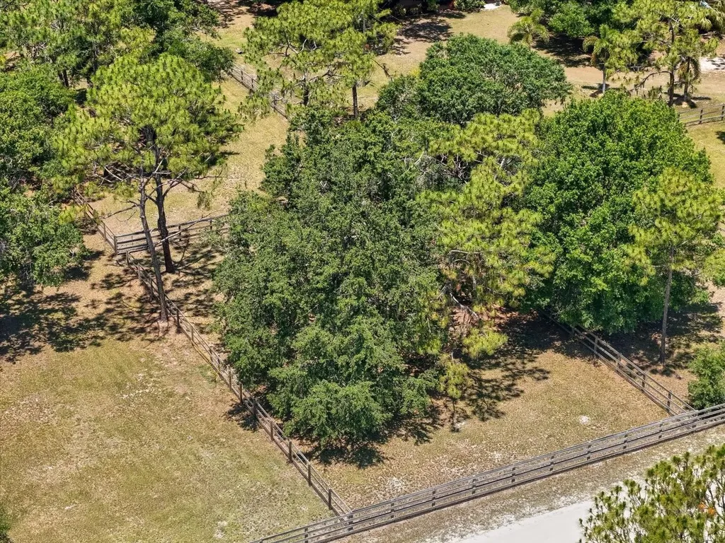 13719 Seminole Trail Wimauma FL 33598