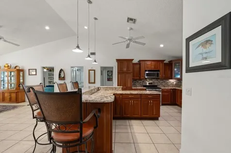 13719 Seminole Trail Wimauma FL 33598