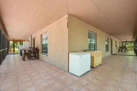 13719 Seminole Trail Wimauma FL 33598