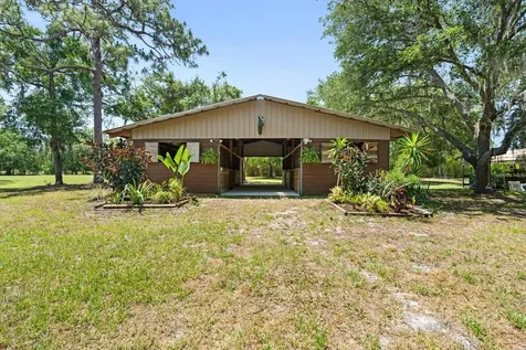 13719 Seminole Trail Wimauma FL 33598