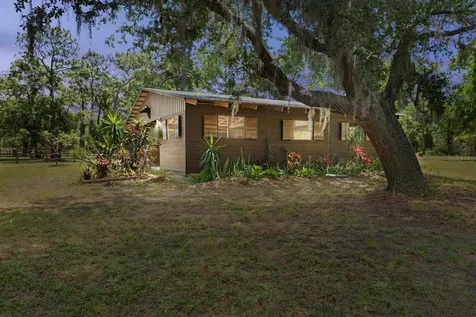 13719 Seminole Trail Wimauma FL 33598