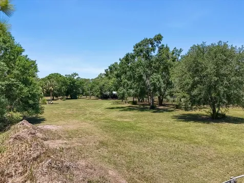13719 Seminole Trail Wimauma FL 33598