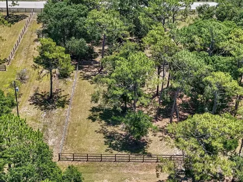13719 Seminole Trail Wimauma FL 33598