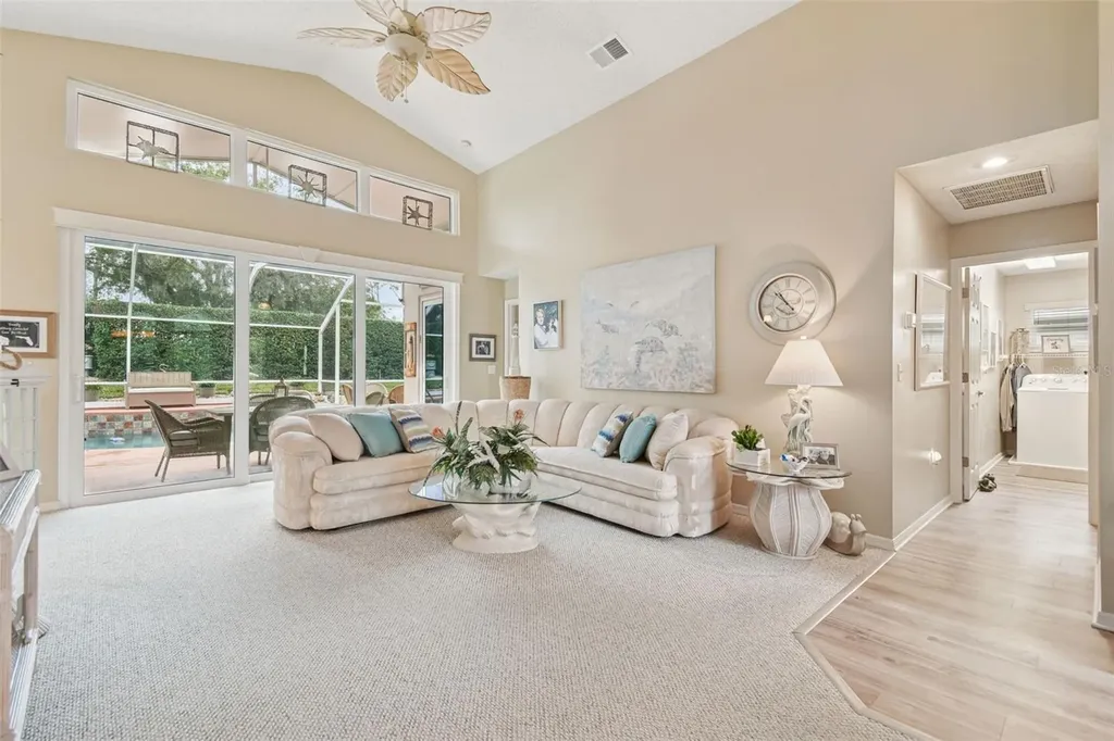3216 Fox Squirrel Lane Valrico FL 33596