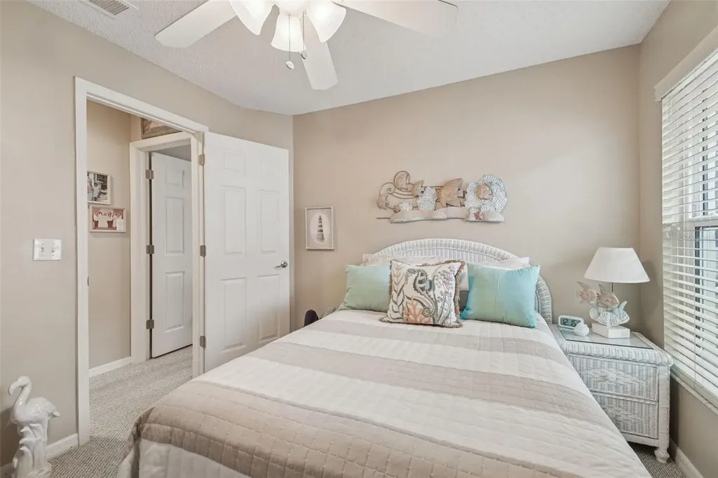 3216 Fox Squirrel Lane Valrico FL 33596