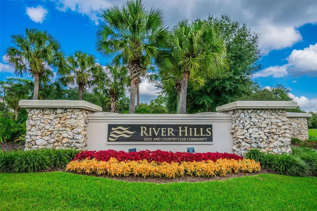 3216 Fox Squirrel Lane Valrico FL 33596