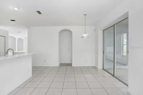 2927 Minuteman Lane Brandon FL 33511