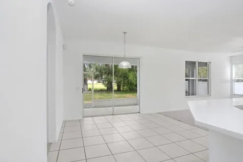 2927 Minuteman Lane Brandon FL 33511