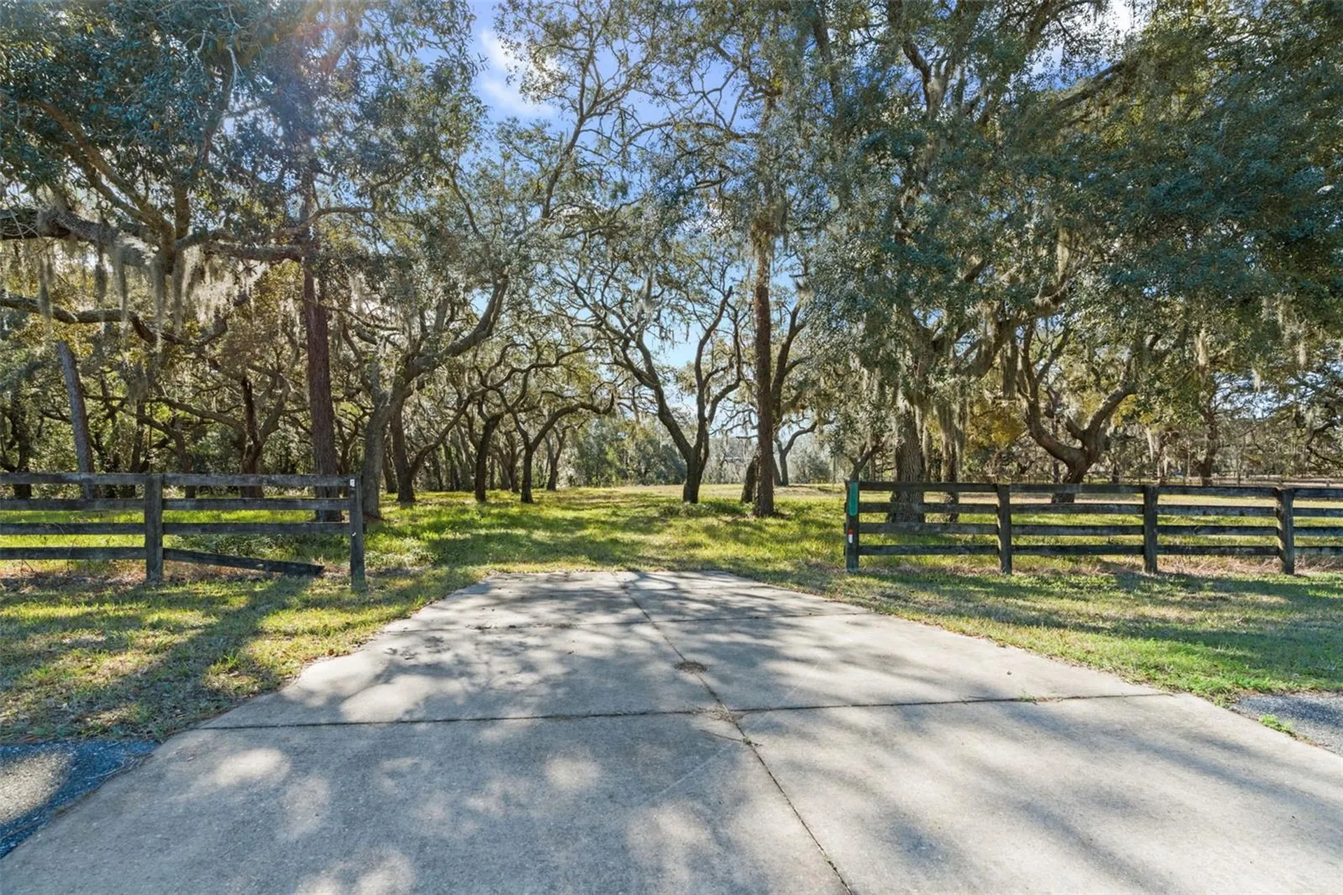 4290 W Norvell Bryant Highway Crystal River FL 34429