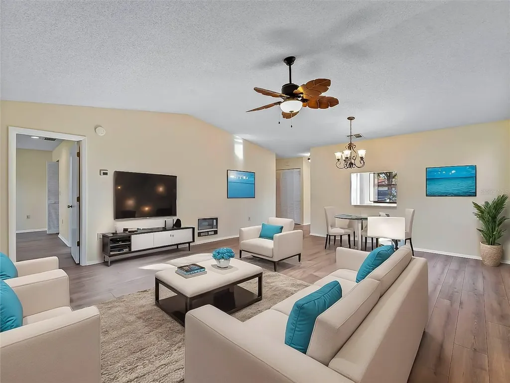 365 Oak Hill Way Sarasota FL 34232