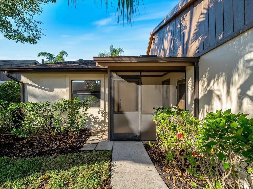 365 Oak Hill Way Sarasota FL 34232