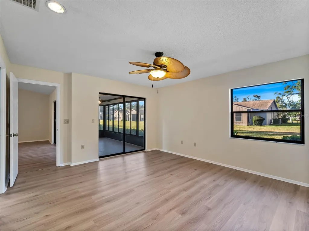 365 Oak Hill Way Sarasota FL 34232
