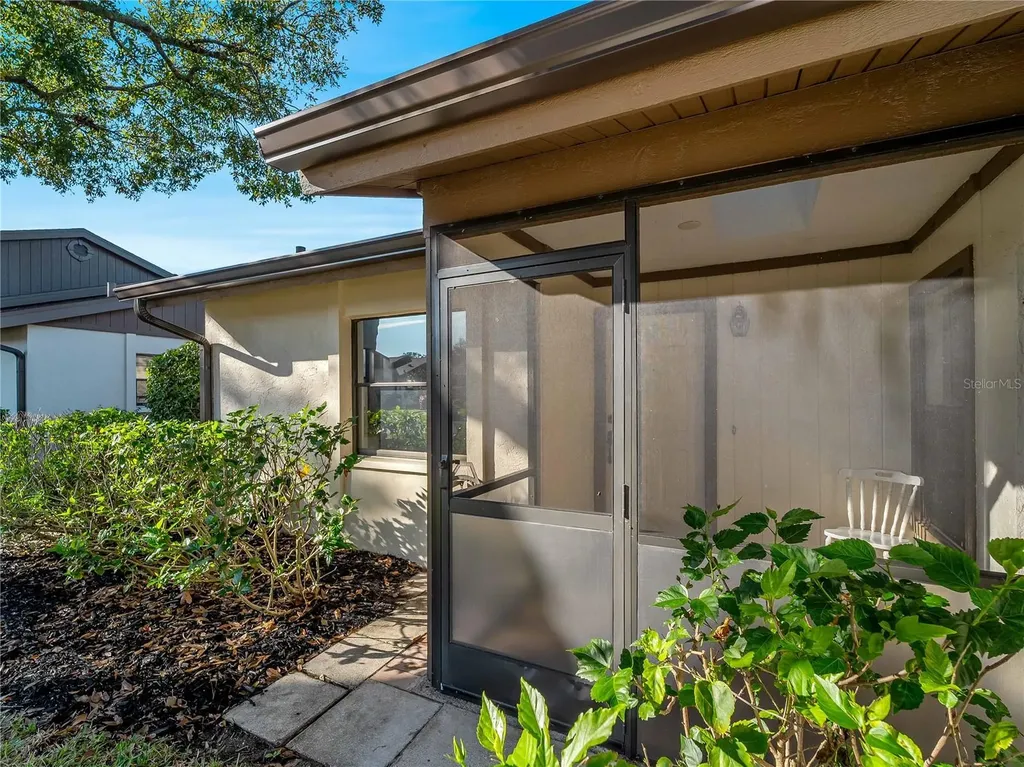 365 Oak Hill Way Sarasota FL 34232
