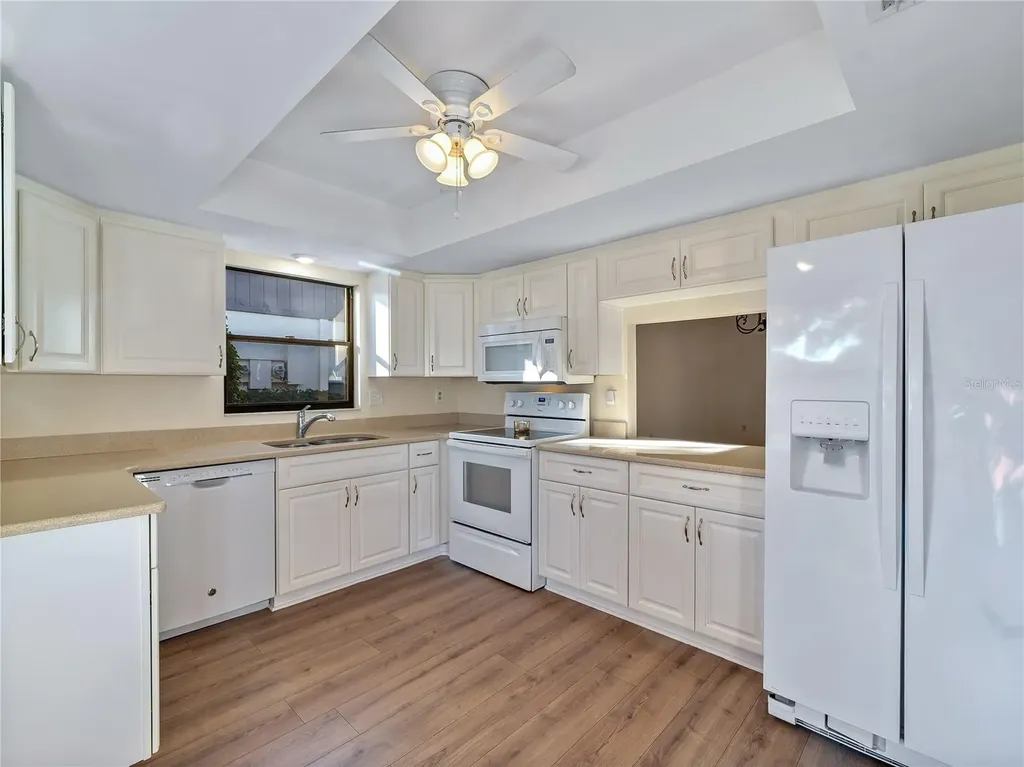 365 Oak Hill Way Sarasota FL 34232