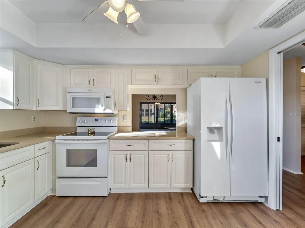 365 Oak Hill Way Sarasota FL 34232