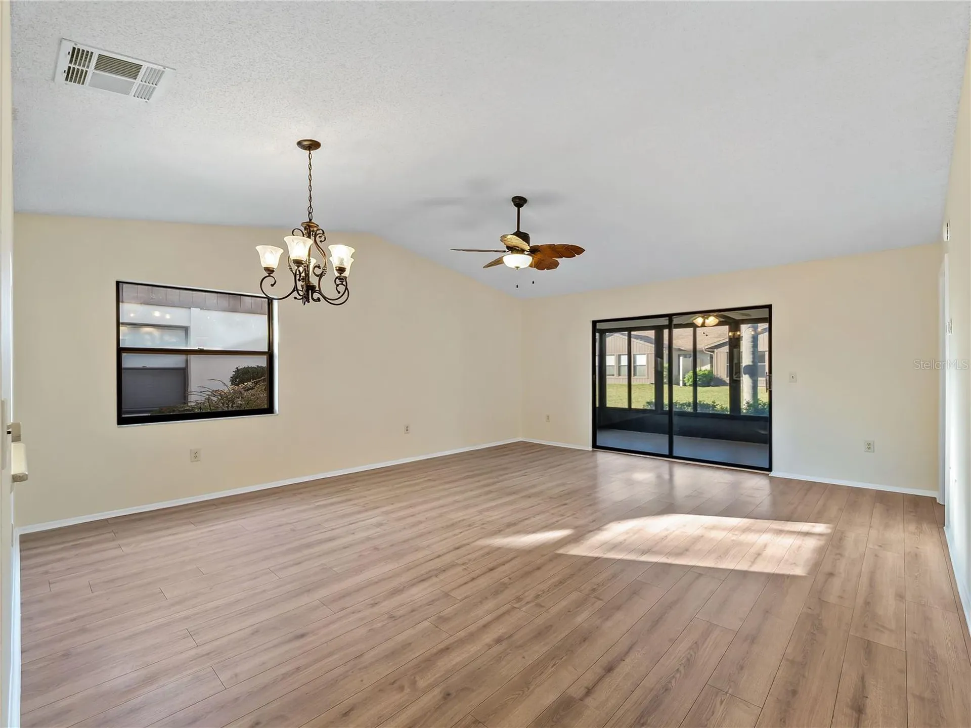 365 Oak Hill Way Sarasota FL 34232
