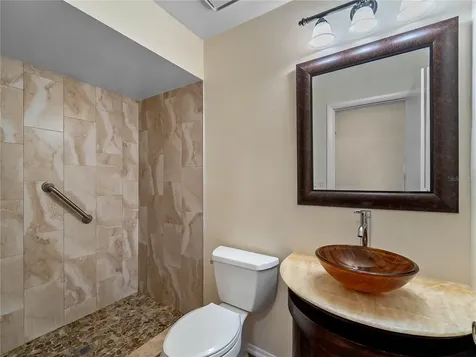 365 Oak Hill Way Sarasota FL 34232