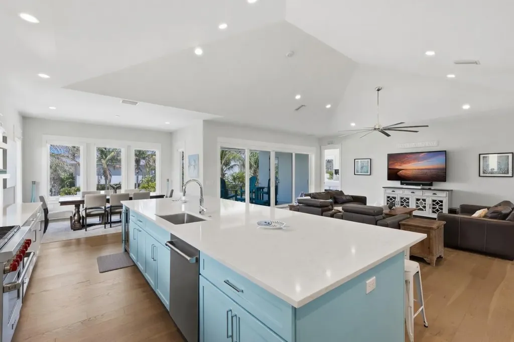50 N Shore Drive Anna Maria FL 34216