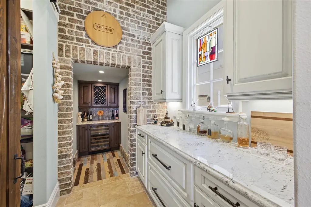 10164 Carthay Drive Golden Oak FL 32836