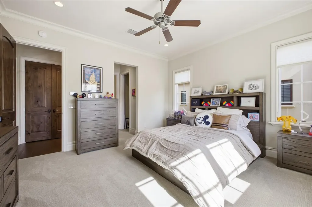 10164 Carthay Drive Golden Oak FL 32836