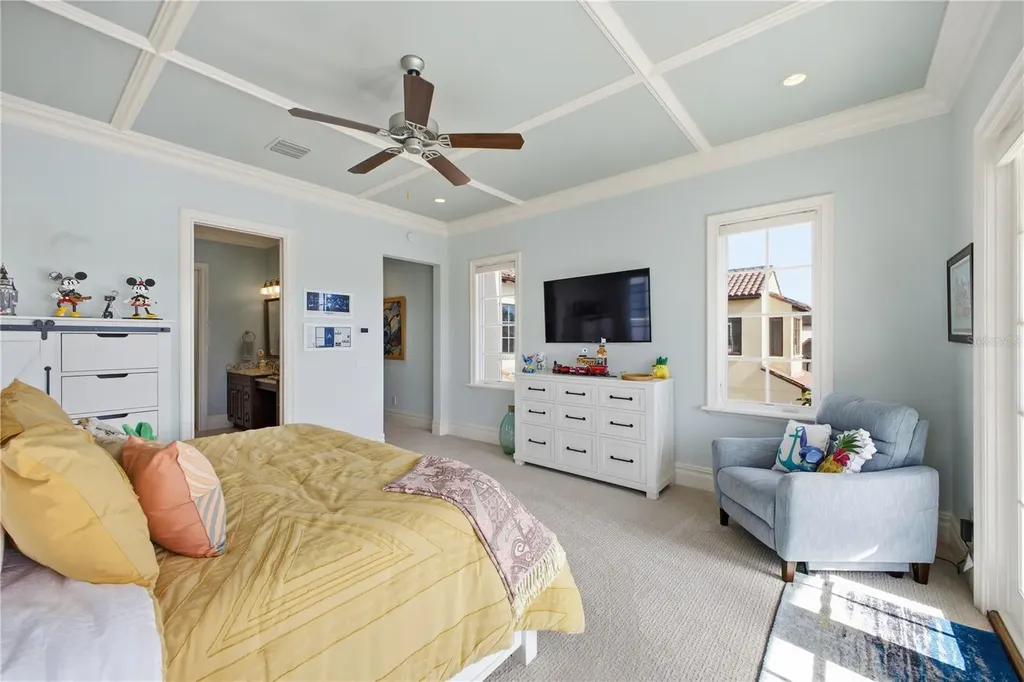 10164 Carthay Drive Golden Oak FL 32836