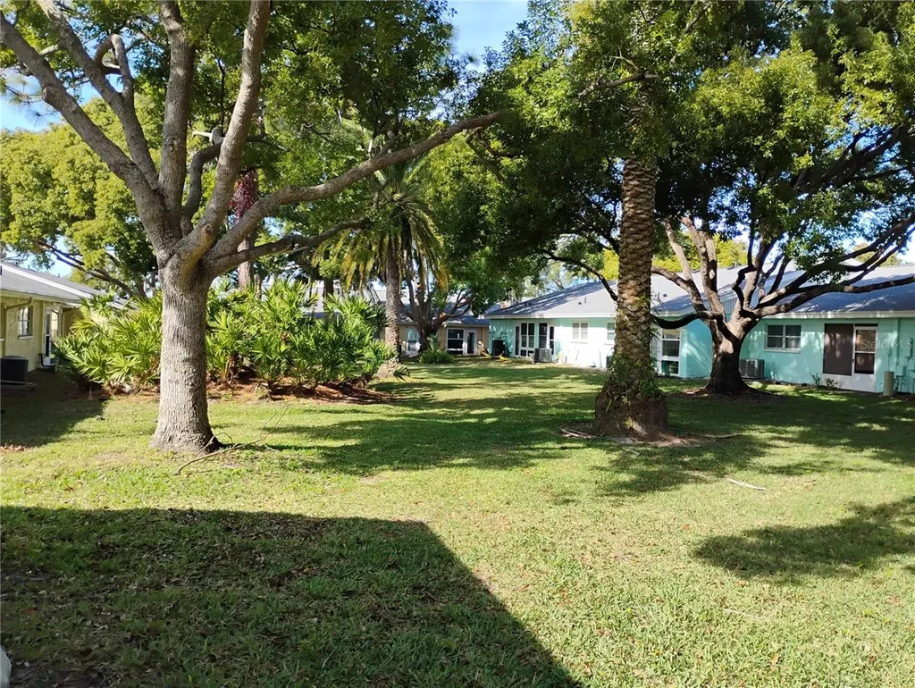 2465 Northside Drive Clearwater FL 33761