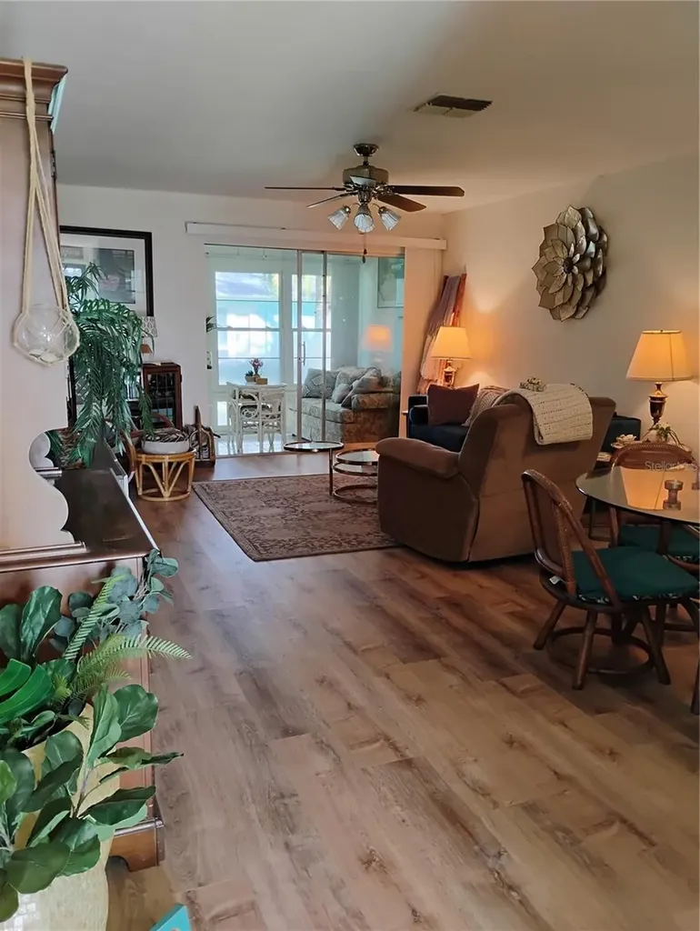 2465 Northside Drive Clearwater FL 33761