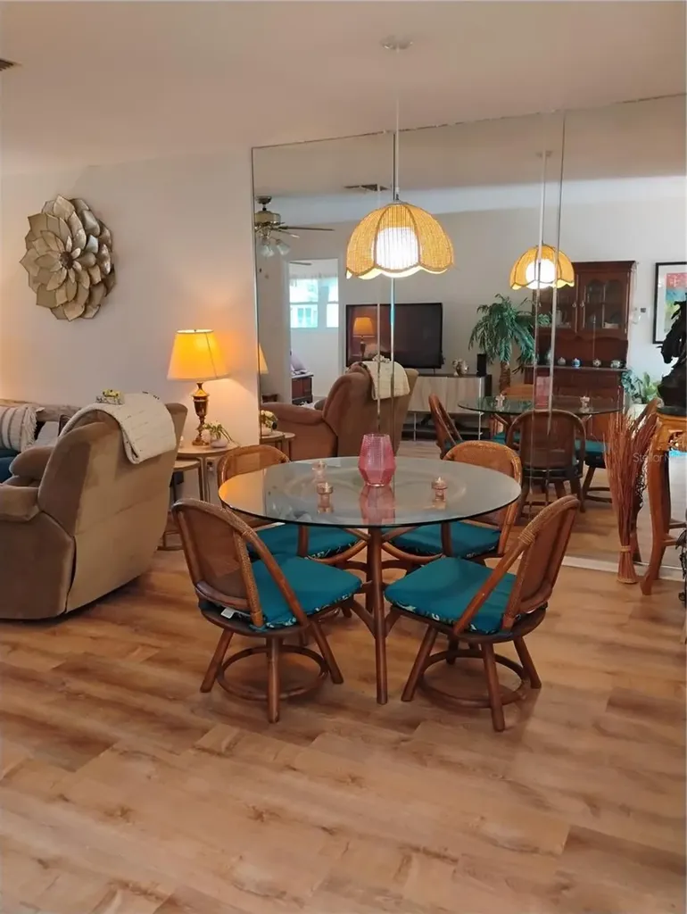 2465 Northside Drive Clearwater FL 33761