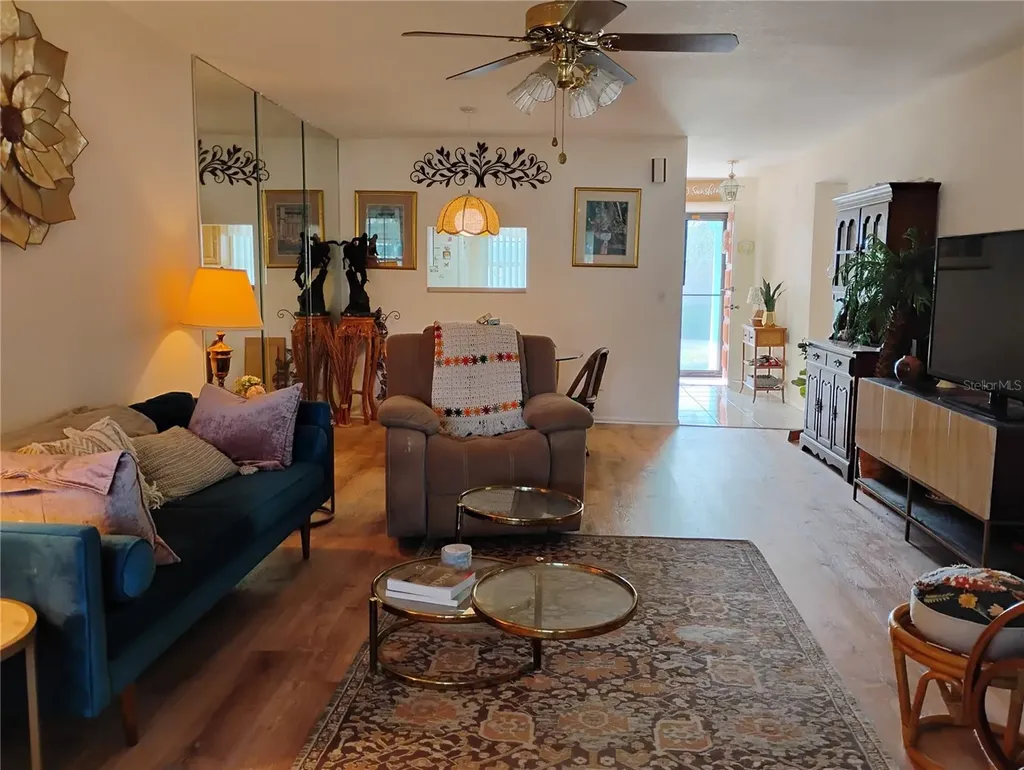 2465 Northside Drive Clearwater FL 33761