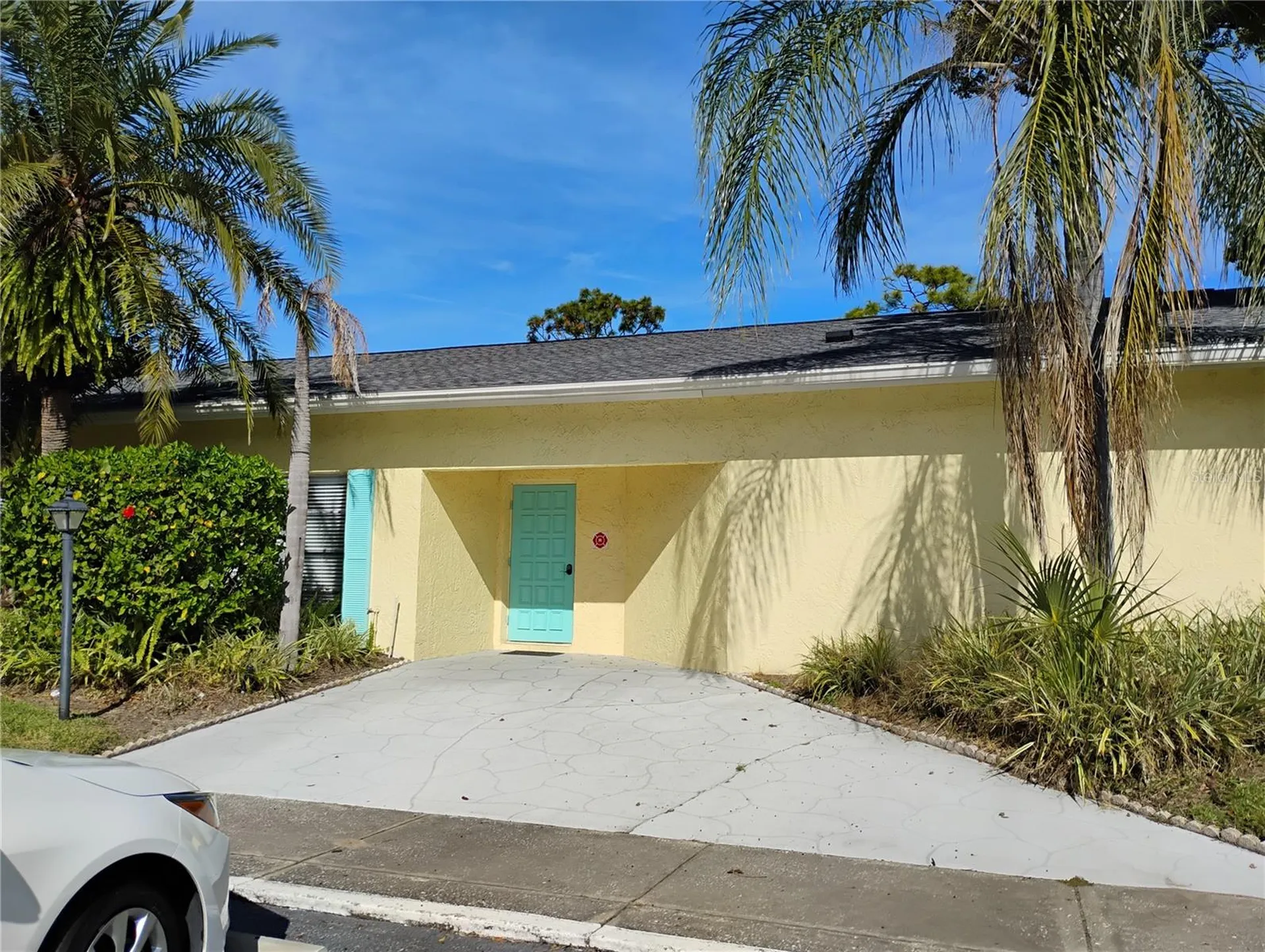 2465 Northside Drive Clearwater FL 33761