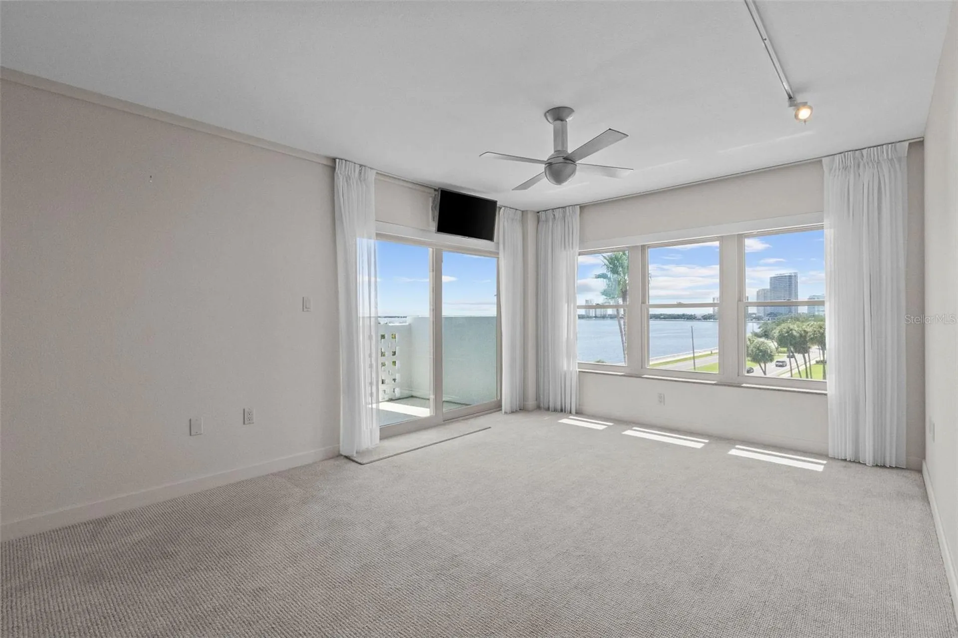 2401 Bayshore Boulevard Tampa FL 33629