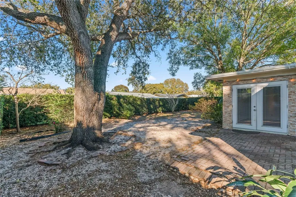 2040 Forest Drive Clearwater FL 33763