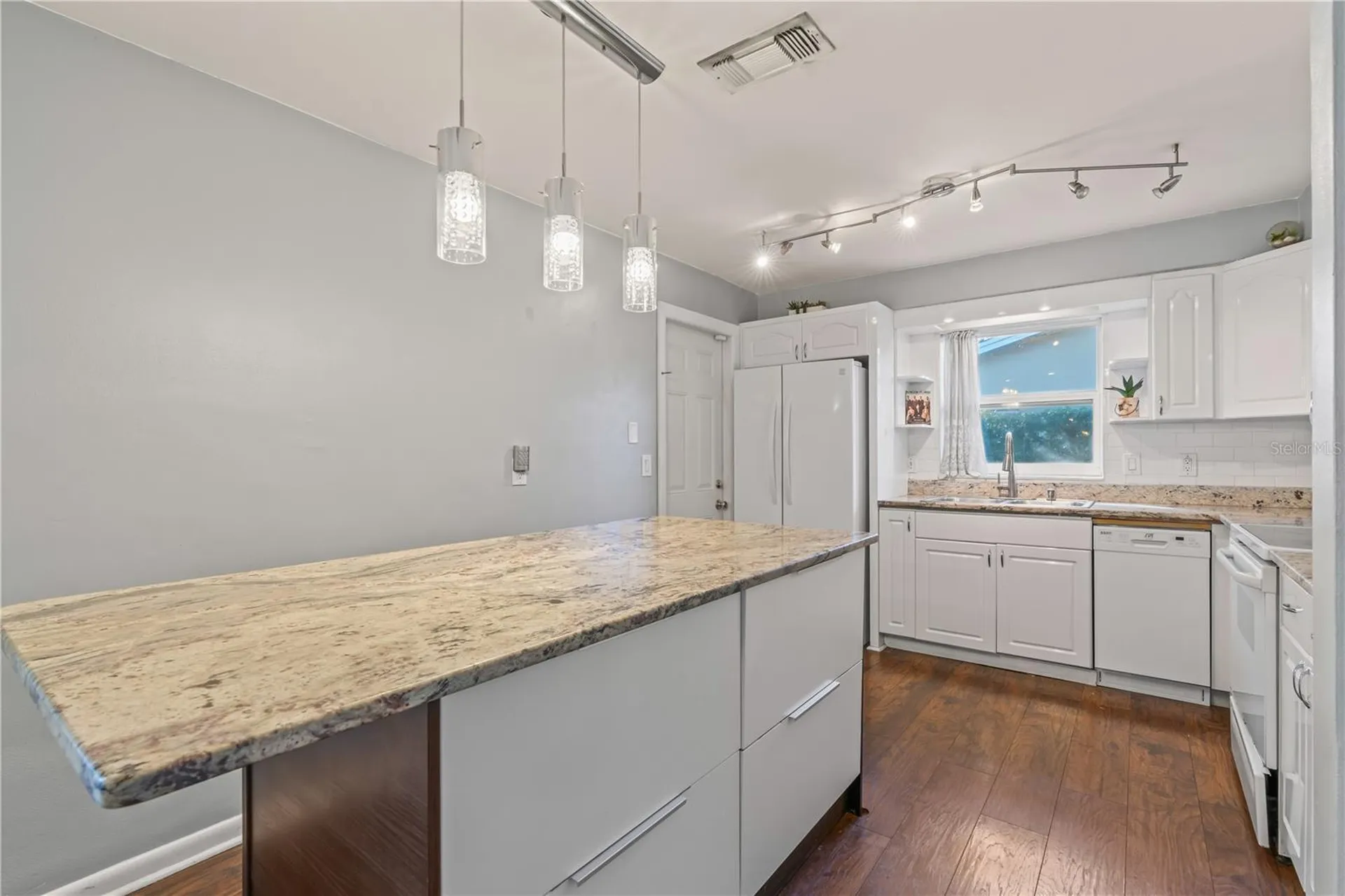 2040 Forest Drive Clearwater FL 33763